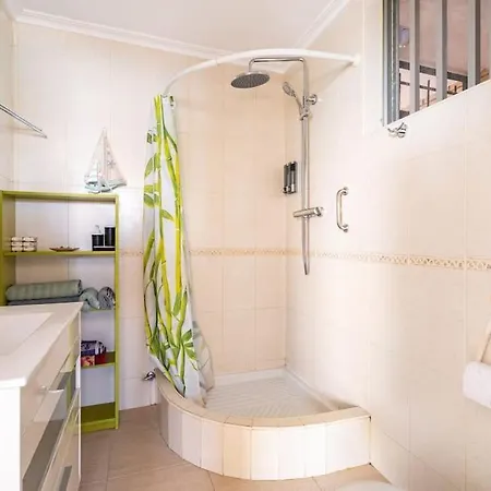 Apartment Amerador *
